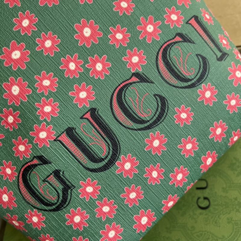 Gucci Shopping Bags